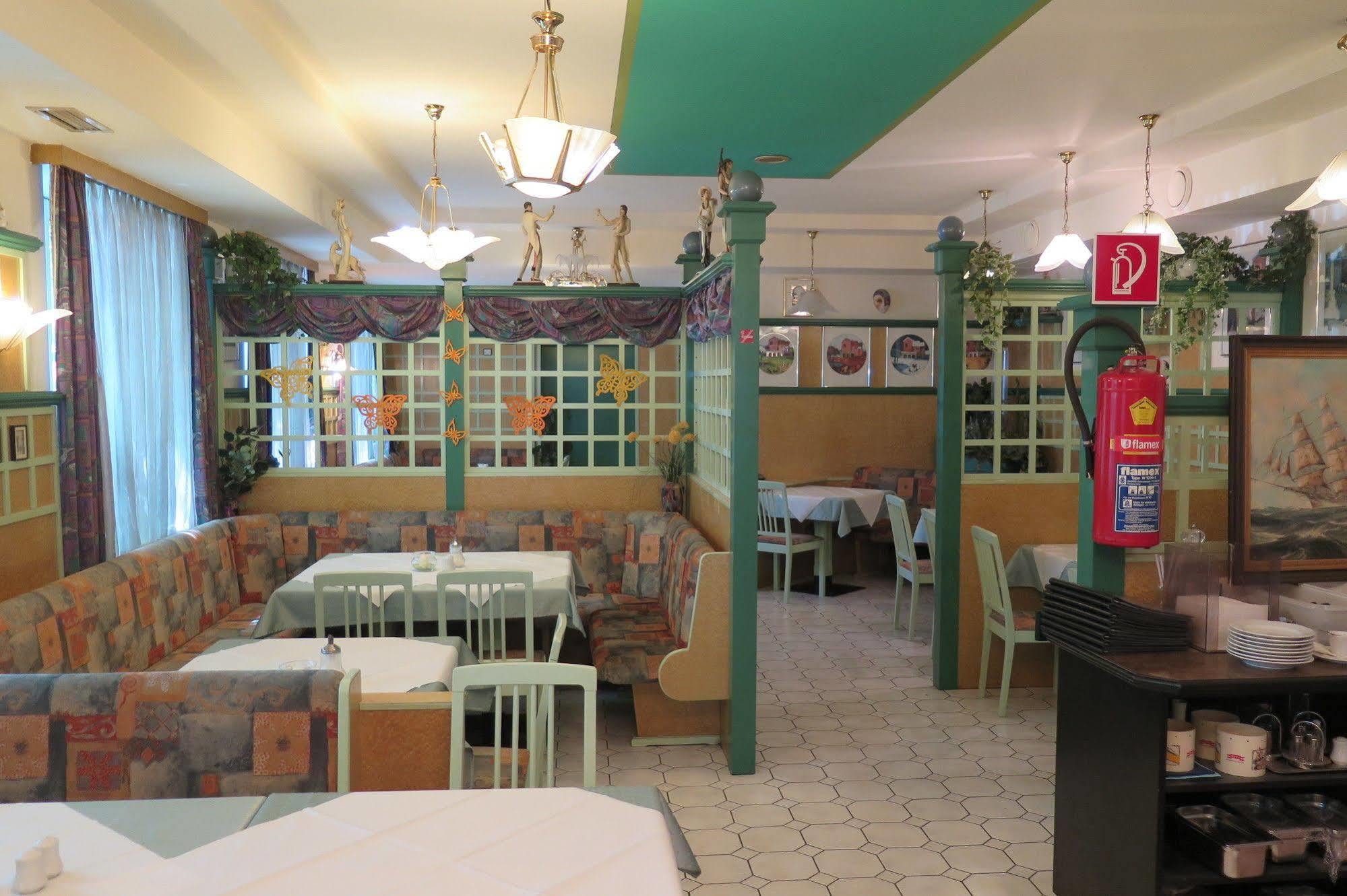 维也纳新城 卡萨托颇力诺旅馆酒店 外观 照片